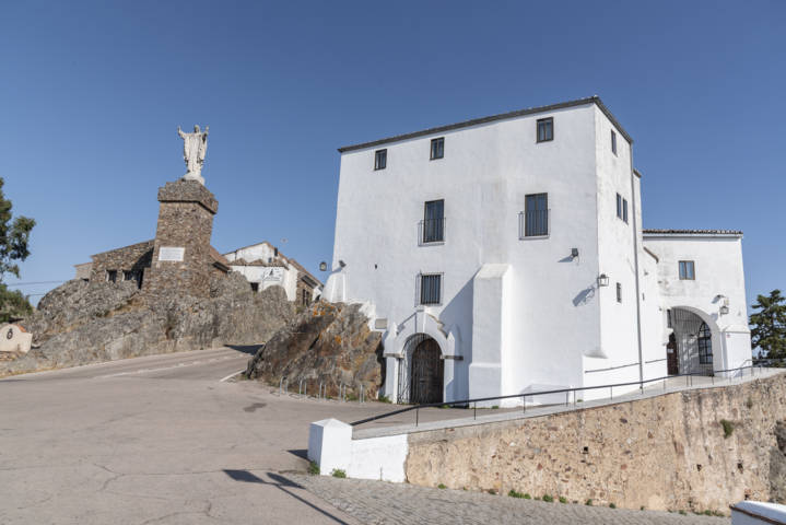 98 - Caceres - ciudad - santuario de Nuestra Senyora de la Montanya